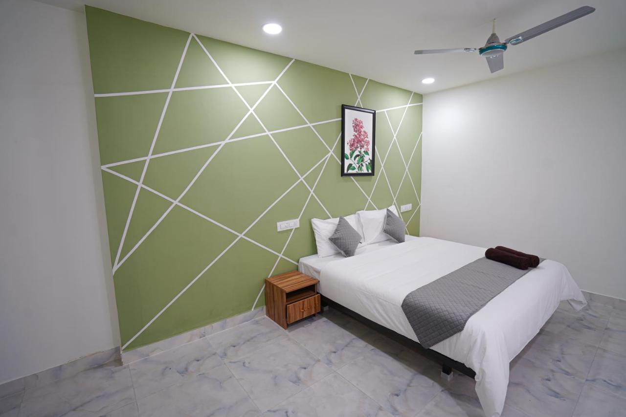 Mahasri Studio Apartments- Brand New Fully Furnished Air Conditioned Studio Apartments Tirupati Extérieur photo