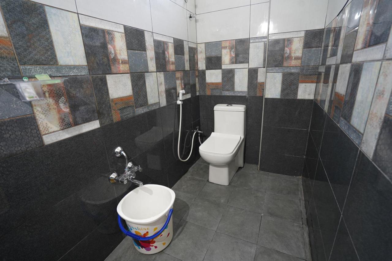 Mahasri Studio Apartments- Brand New Fully Furnished Air Conditioned Studio Apartments Tirupati Extérieur photo
